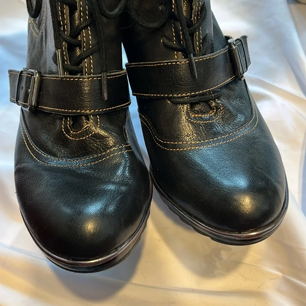 Sofft | women’s black high heel boots with buckle strap and laces shoe size 11 - Picture 11 of 15